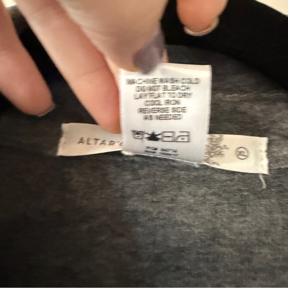 Altar’d State Gray‎ Velour Button Down Shirt/Shacket - Picture 4 of 5